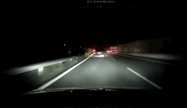 迪拜现骇人景象：神秘发光体飞过夜空，是外星文明降临吗？144 / 作者:老百姓 / 帖子ID:27749
