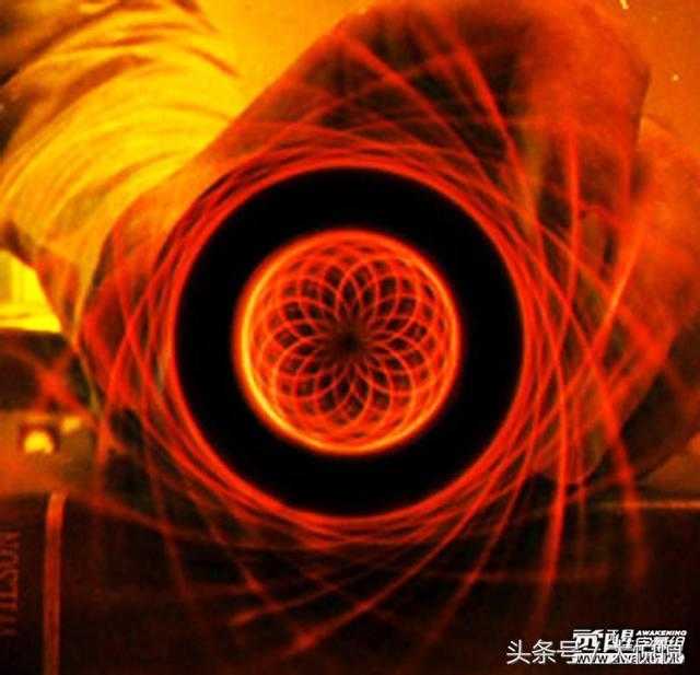 可视化磁场与生命之花图形，也许麦田怪圈也跟此有关联59 / 作者:hhak003 / 帖子ID:27789