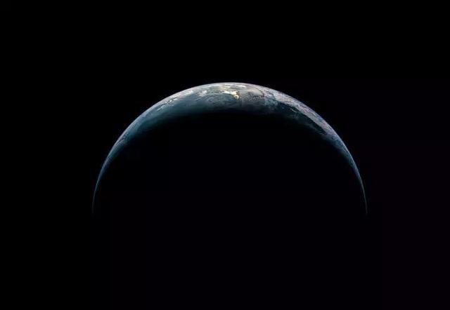 你们说科学家找宇宙生命，为什么一定要先找水呢？242 / 作者:艾萨克·牛顿 / 帖子ID:27854