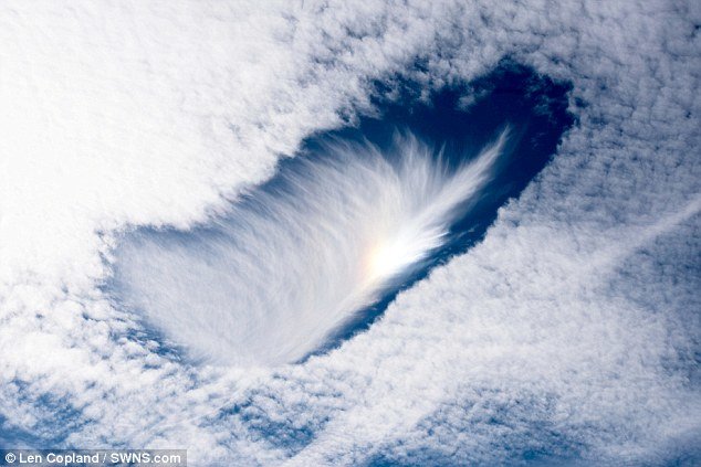 天空出现UFO？其实是难得一见的气候现象243 / 作者:775852121 / 帖子ID:27884