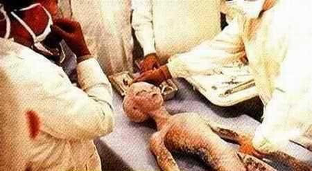 解密：那些被破解的UFO事件真相！罗斯韦尔外星UFO坠毁真假？935 / 作者:圣诞贝贝 / 帖子ID:28119
