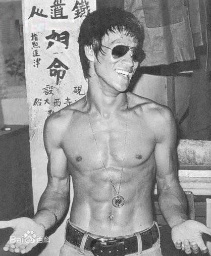 李小龙是外星文明，这几项纪录地球人做不到，“猝死”是假象？717 / 作者:suzuki3550 / 帖子ID:28366