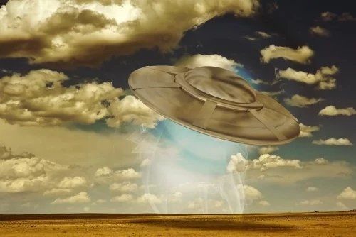 美海军军官曝光UFO目击经过，外星人或许真的来过125 / 作者:伤我心太深 / 帖子ID:28773