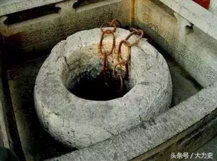 历史上那些神秘的事——锁龙井、史前巨人骸骨、海底UFO……711 / 作者:niubigg / 帖子ID:28891
