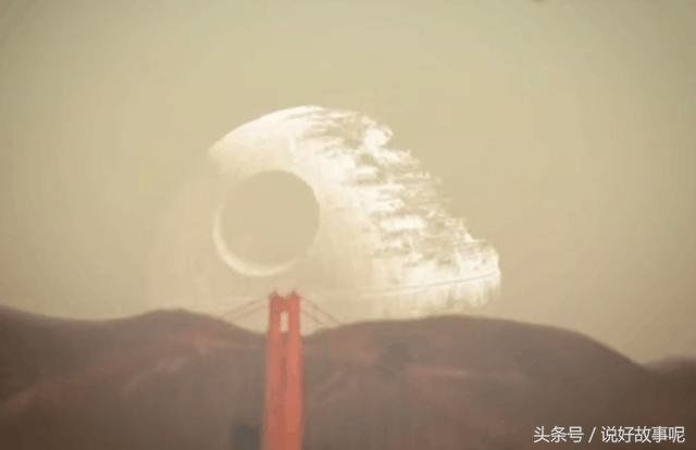 天空惊现诡异UFO，男子无意中拍到了飞行的全过程！989 / 作者:神秘人。 / 帖子ID:28892