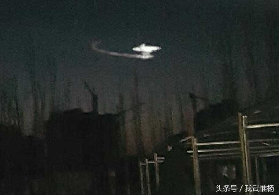 不明飞行物 疑似反导测试977 / 作者:suzuki3550 / 帖子ID:29067