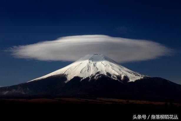 像不明飞行物的日本富士山笠云313 / 作者:ximeng2687 / 帖子ID:29975