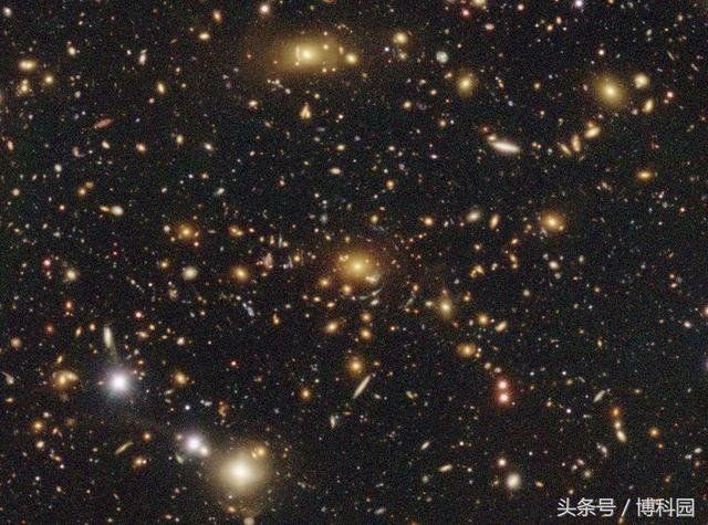 空前广泛而精确的暗物质地图909 / 作者:black6 / 帖子ID:30412