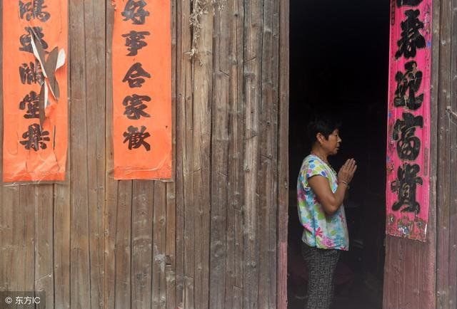 文革期间的神秘事件：两座寺庙泉水干枯，念观世音菩萨泉水喷涌479 / 作者:ybroywang / 帖子ID:30413