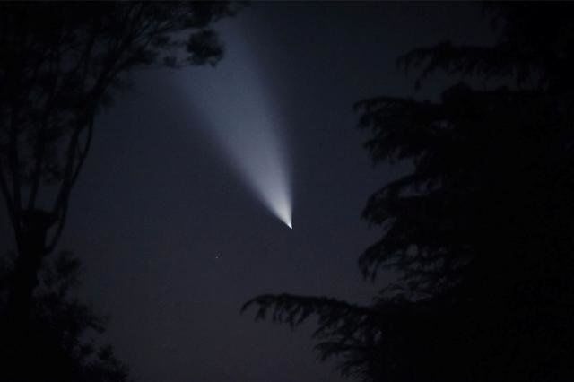 多地夜空惊现“不明飞行物”，到底是什么？685 / 作者:泣天使 / 帖子ID:30424