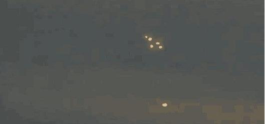 太空中出现的不明飞行物的集体行动说明什么？143 / 作者:ybroywang / 帖子ID:30685