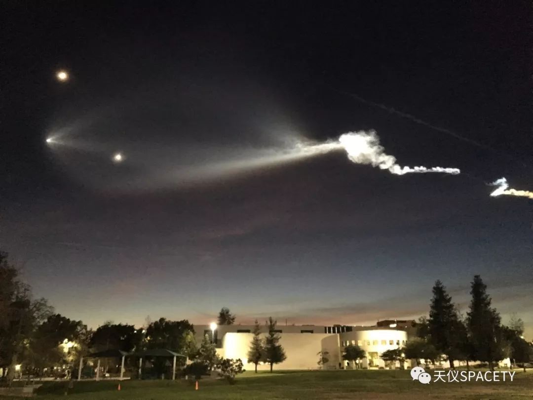 北美上空惊现核动力外星不明飞行物！据说911电话被打爆了！360 / 作者:JYWQJUN / 帖子ID:30847