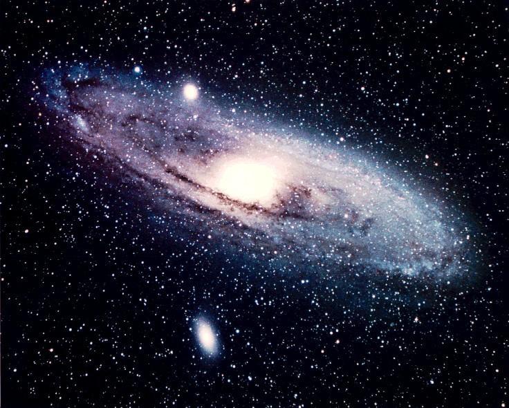 假设以接近光速飞行在宇宙中，不会因为撞到宇宙中的某些物质而被摧毁吗？908 / 作者:inmyhome / 帖子ID:31059