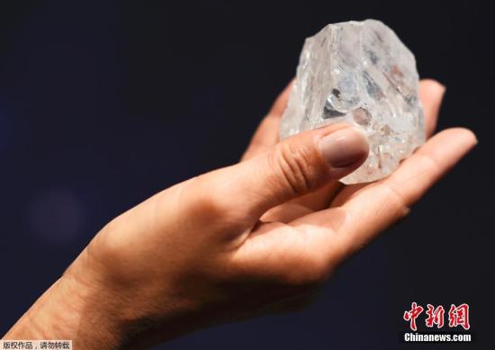 网球大小的钻石居然没人要！692 / 作者:UFO外星人爱好者 / 帖子ID:31742