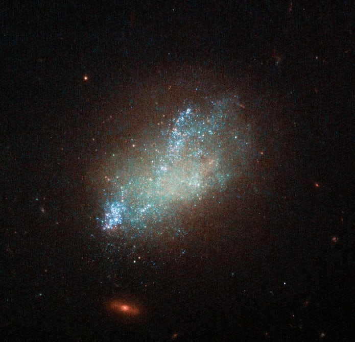 天文学家用哈勃望远镜展现近域宇宙：以紫外线细节717 / 作者:UFO外星人爱好者 / 帖子ID:31801