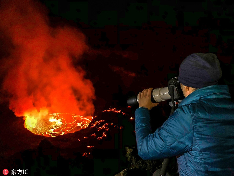 冒险家居然在火山口上玩命露营，厉害了！603 / 作者:UFO外星人爱好者 / 帖子ID:31803