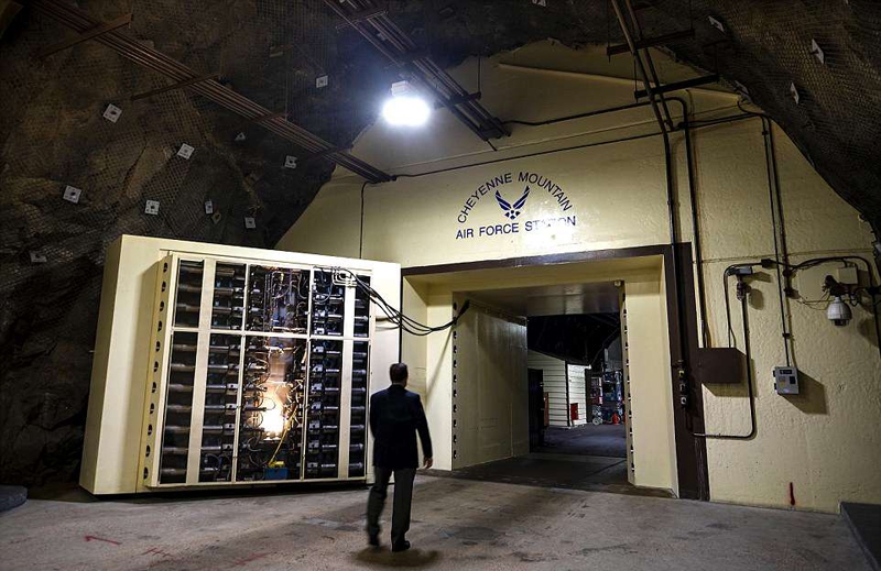 尘封已久旧照揭秘美国为躲避核灾难而建秘密基地137 / 作者:UFO外星人爱好者 / 帖子ID:31792