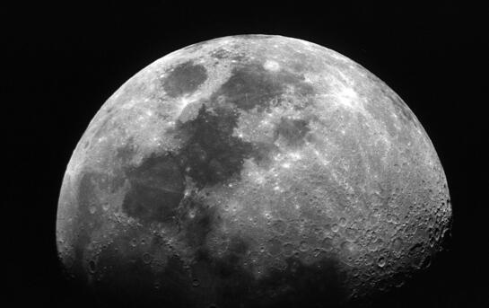 月球地下土壤含有水资源?已被发现!870 / 作者:UFO外星人爱好者 / 帖子ID:31939 月球地下土壤含有水资源?已被发现!870 / 作者:UFO外星人爱好者 / 帖子ID:31939