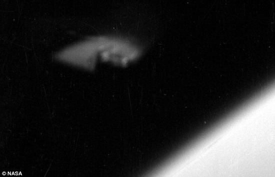 55年前的照片上发现UFO：外星人在监视美国？241 / 作者:UFO外星人爱好者 / 帖子ID:32101