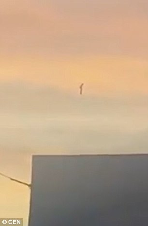 墨西哥出现UFO,疑似监视人类127 / 作者:UFO外星人爱好者 / 帖子ID:32044 墨西哥出现UFO,疑似监视人类127 / 作者:UFO外星人爱好者 / 帖子ID:32044