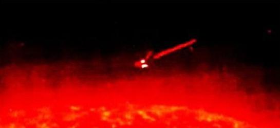 神秘ufo出现在太阳表面890 / 作者:UFO外星人爱好者 / 帖子ID:32121