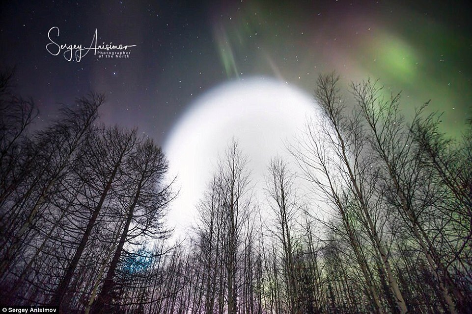 俄罗斯西伯利亚现巨大光球，疑似UFO，难道外星人来了？927 / 作者:UFO外星人爱好者 / 帖子ID:32134