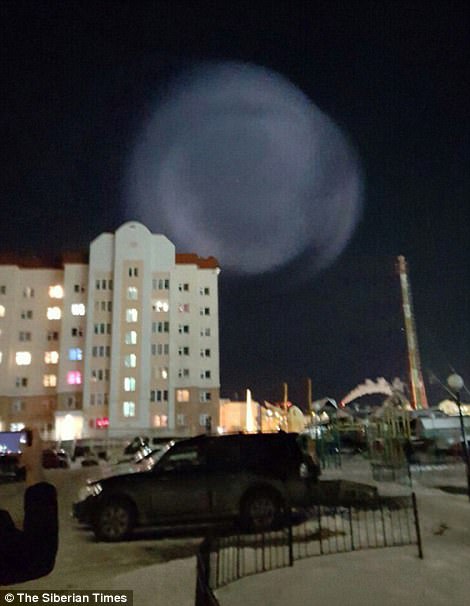 俄罗斯西伯利亚现巨大光球，疑似UFO，难道外星人来了？859 / 作者:UFO外星人爱好者 / 帖子ID:32134
