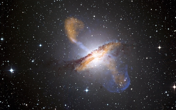 这个星系距离我们38亿光年远,然而还是被我们发现了592 / 作者:UFO外星人爱好者 / 帖子ID:32177 这个星系距离我们38亿光年远,然而还是被我们发现了592 / 作者:UFO外星人爱好者 / 帖子ID:32177