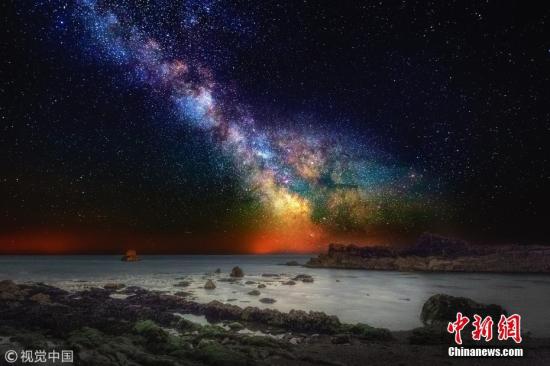 距地132.8亿光年银河发现氧,宇宙最初星体如何形成?545 / 作者:UFO外星人爱好者 / 帖子ID:32147 距地132.8亿光年银河发现氧,宇宙最初星体如何形成?545 / 作者:UFO外星人爱好者 / 帖子ID:32147