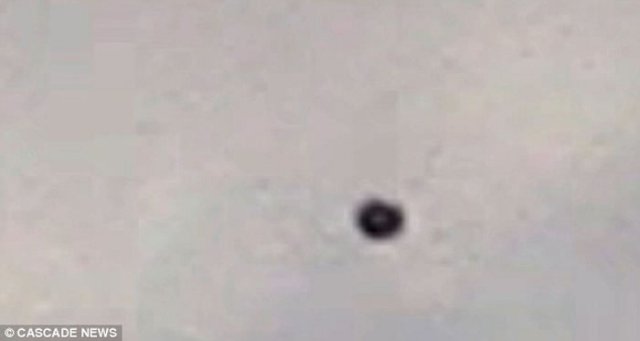 英国上空出现UFO外星人, 官方出动直升机追捕!64 / 作者:UFO外星人爱好者 / 帖子ID:32350