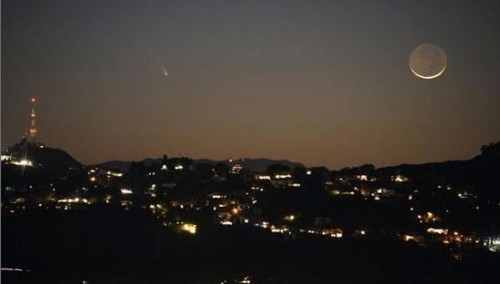 恐怖英国火球（彗星）急速划过英国小镇（组图）653 / 作者:UFO外星人爱好者 / 帖子ID:33402