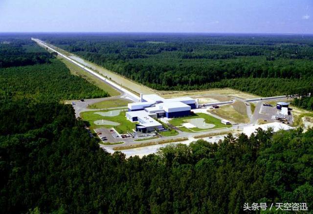 科学家找到爱因斯坦百年前的预测证据，大家听了都怀疑他是外星人826 / 作者:静静的读你 / 帖子ID:34034