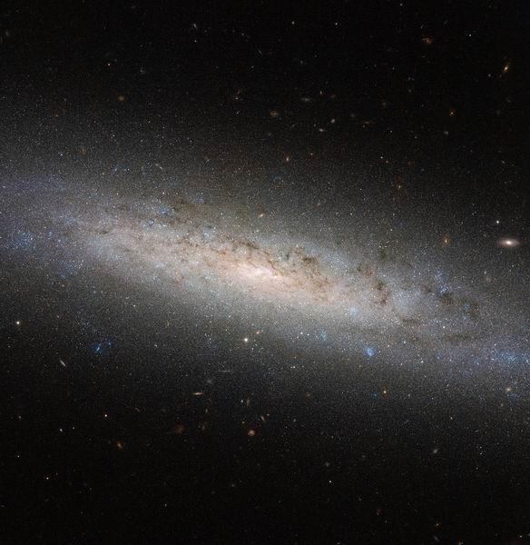 哈勃望远镜最新拍摄NGC 24星系清晰结构727 / 作者:UFO外星人爱好者 / 帖子ID:34063 哈勃望远镜最新拍摄NGC 24星系清晰结构727 / 作者:UFO外星人爱好者 / 帖子ID:34063