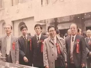 神秘的温州人首富与20年前轰动全国的“327国债期货事件”414 / 作者:jeff963 / 帖子ID:39882