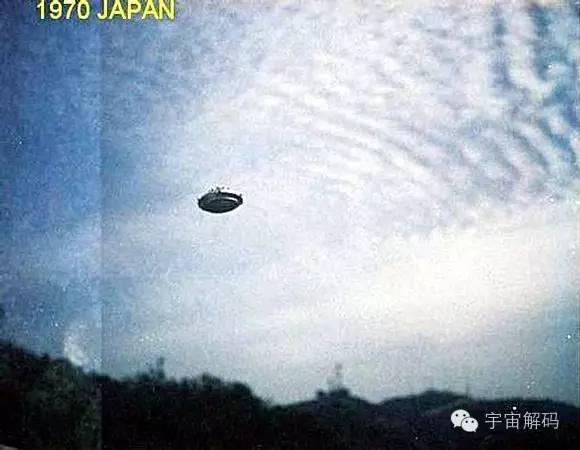 历史著名的“UFO事件”骗局，这些飞碟都是假的448 / 作者:YiHYcCgb / 帖子ID:41968