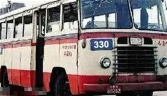 1995年北京375路公交车灵异事件425 / 作者:spiegesq / 帖子ID:42491