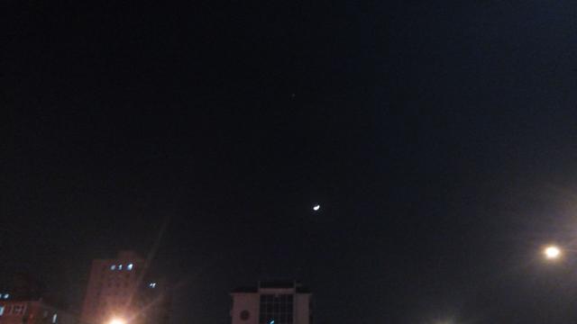 北卡罗来纳州夜空中拍摄的神秘之光，是UFO吗330 / 作者:LLL_111 / 帖子ID:43094