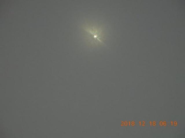 杭州惊现UFO?凌晨天空出现两个不明发光体！561 / 作者:chaojiwantong / 帖子ID:43410