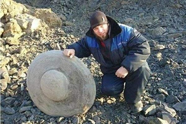 UFO目击者对“外星人”的叙述,该相信吗？197 / 作者:2支棒棒糖 / 帖子ID:44250