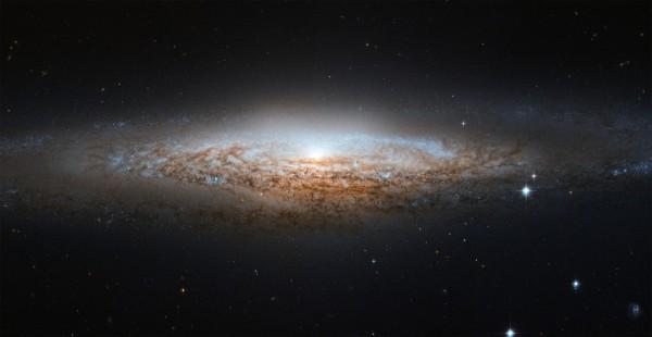 科学家发现中等质量黑洞，隐身在银河系中央559 / 作者:2支棒棒糖 / 帖子ID:44528