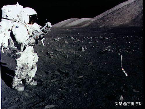 美国隐瞒了阿波罗登月的部分信息，退休宇航员揭露月球奇怪一幕311 / 作者:2支棒棒糖 / 帖子ID:44582