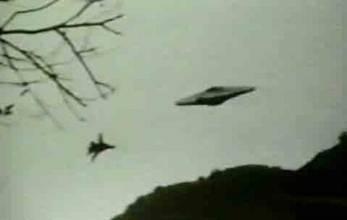 中国空军曾经发现并追击UFO283 / 作者:CCouQPvx / 帖子ID:45186