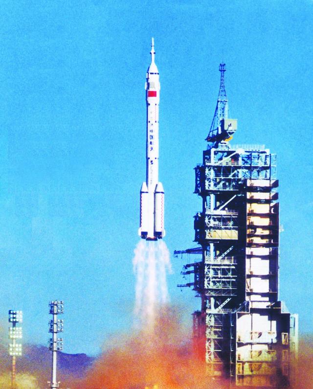 宇航员去太空为何还带枪？怕遇到外星人吗？真相揭晓103 / 作者:57830716 / 帖子ID:45451