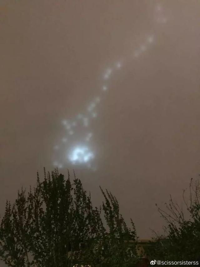 北京夜空现“光圈”！UFO？ 专家分析772 / 作者:传奇私服cdegeq / 帖子ID:45649