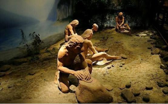 人类是如何进化成两足行走的？科学家深入研究，最终给出答案661 / 作者:daomei / 帖子ID:46212