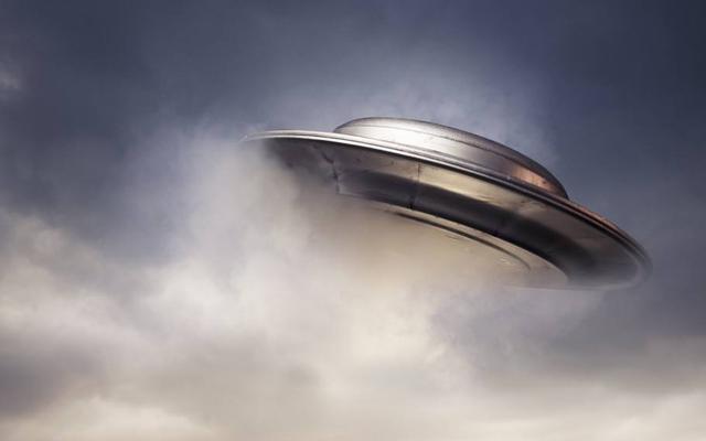 飞碟如何超光速飞行？要超多少倍光速才能“蹿”出本宇宙空间？918 / 作者:常务管理员 / 帖子ID:46326