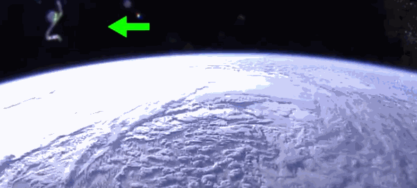 地球已被外星人包围？NASA空间站直播现不明飞行物，不止一个！902 / 作者:aquila00 / 帖子ID:46516