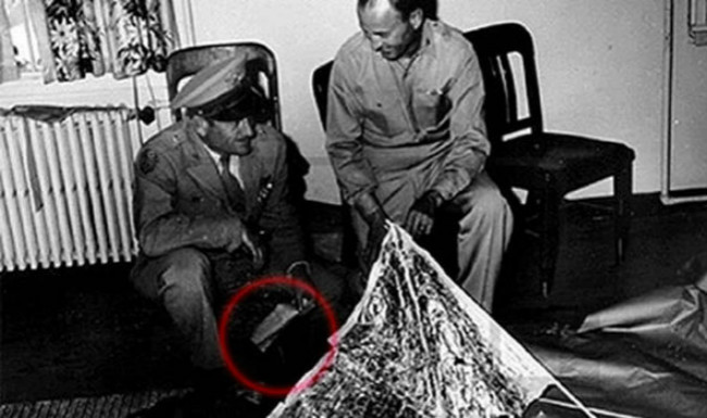 罗斯威尔事件 UFO坠机现场在71年来首次向公众开放897 / 作者:伤我心太深 / 帖子ID:47161