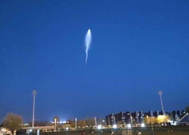 呼和浩特UFO是真实的吗？ “不明飞行物”的真相是？332 / 作者:UFO外星人爱好者 / 帖子ID:47084