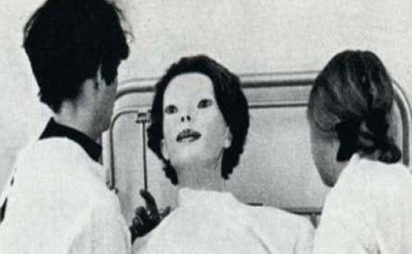 1972面无表情的女人，长相神似假人，美国医院惨案真相179 / 作者:UFO外星人爱好者 / 帖子ID:47583